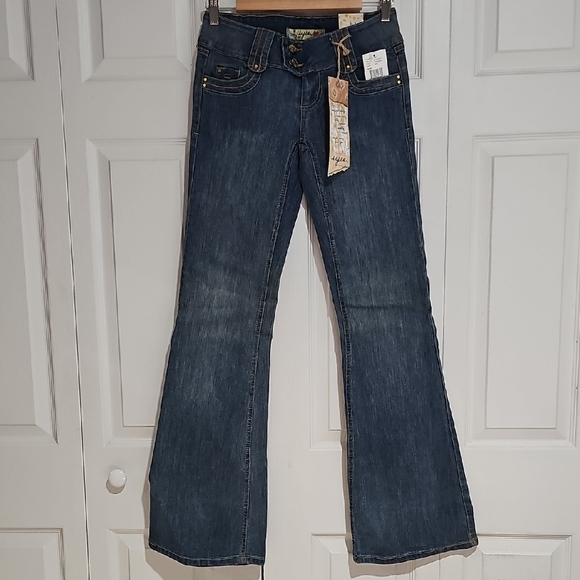 Tyte Jeans Denim - Tyte Jeans Fit & Flare Women’s Size 1 – NWT Y2K Style Denim Flare Jeans